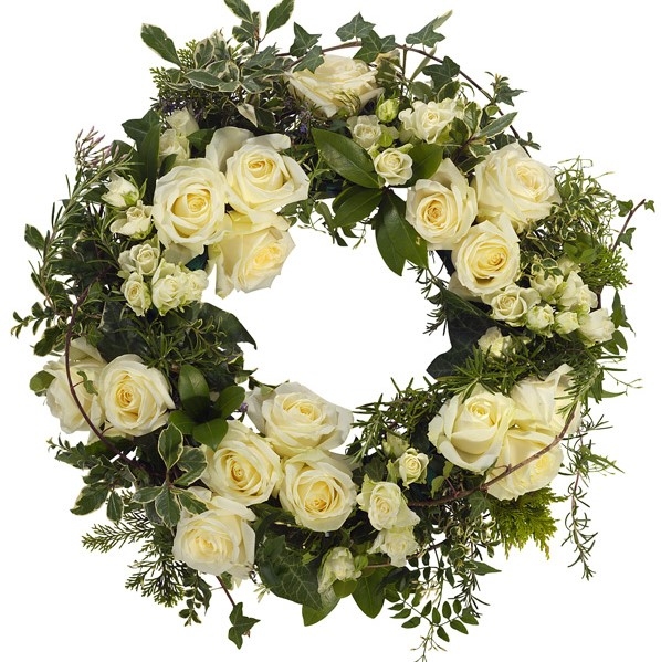WR12 White Rose Wreath