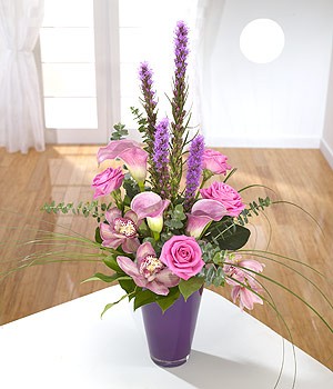 Fusion vase arrangement